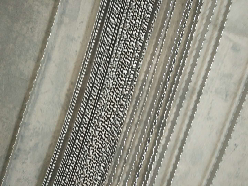늳m